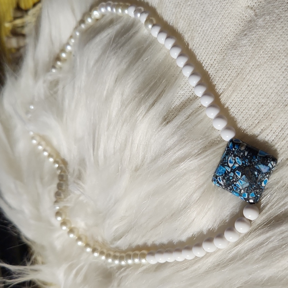 Just in : A beautiful choker necklace,  handcrafted